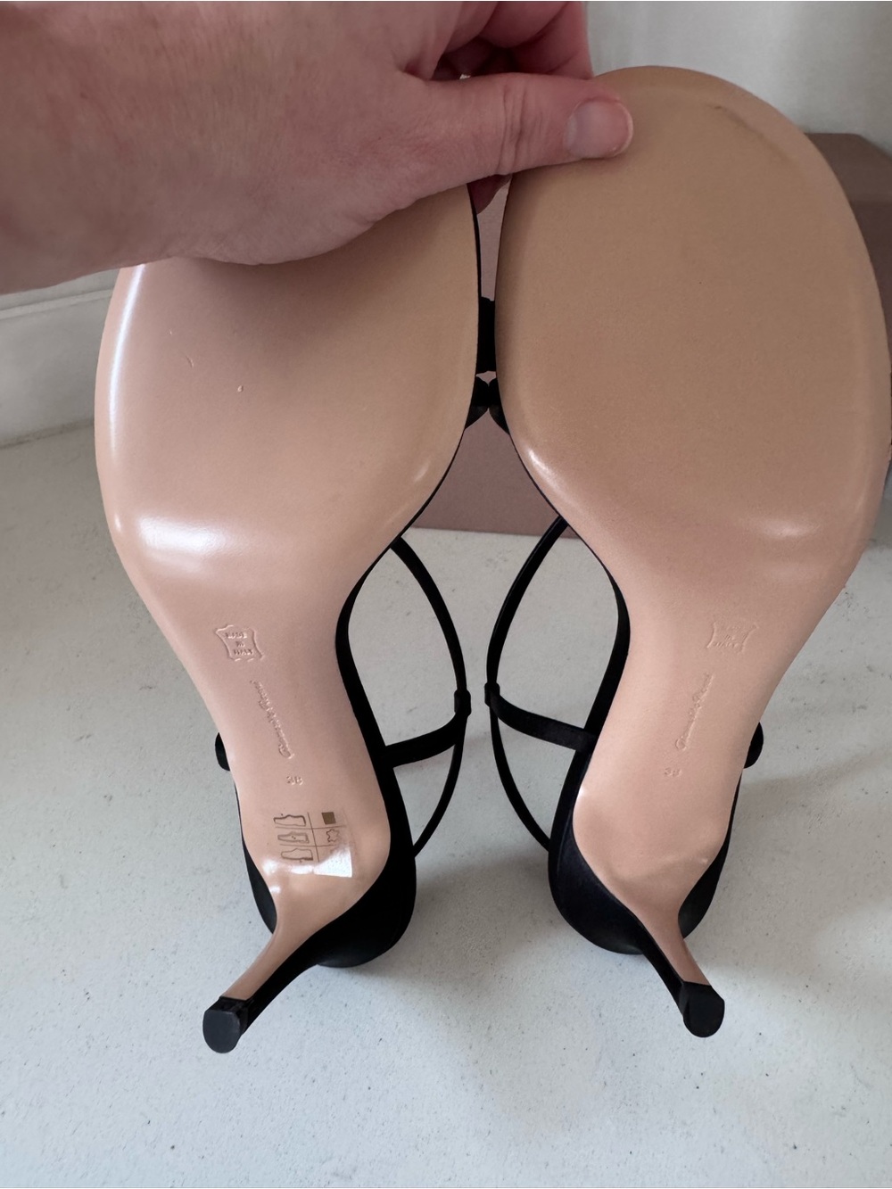 Gianvito Rossi Black Larissa 70 Heels NIB - Picture 2 of 8